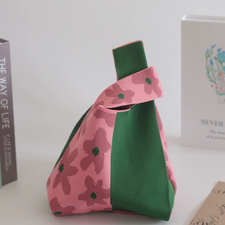 f5da1f71-aee5-4af5-9c61-3c459520d28f