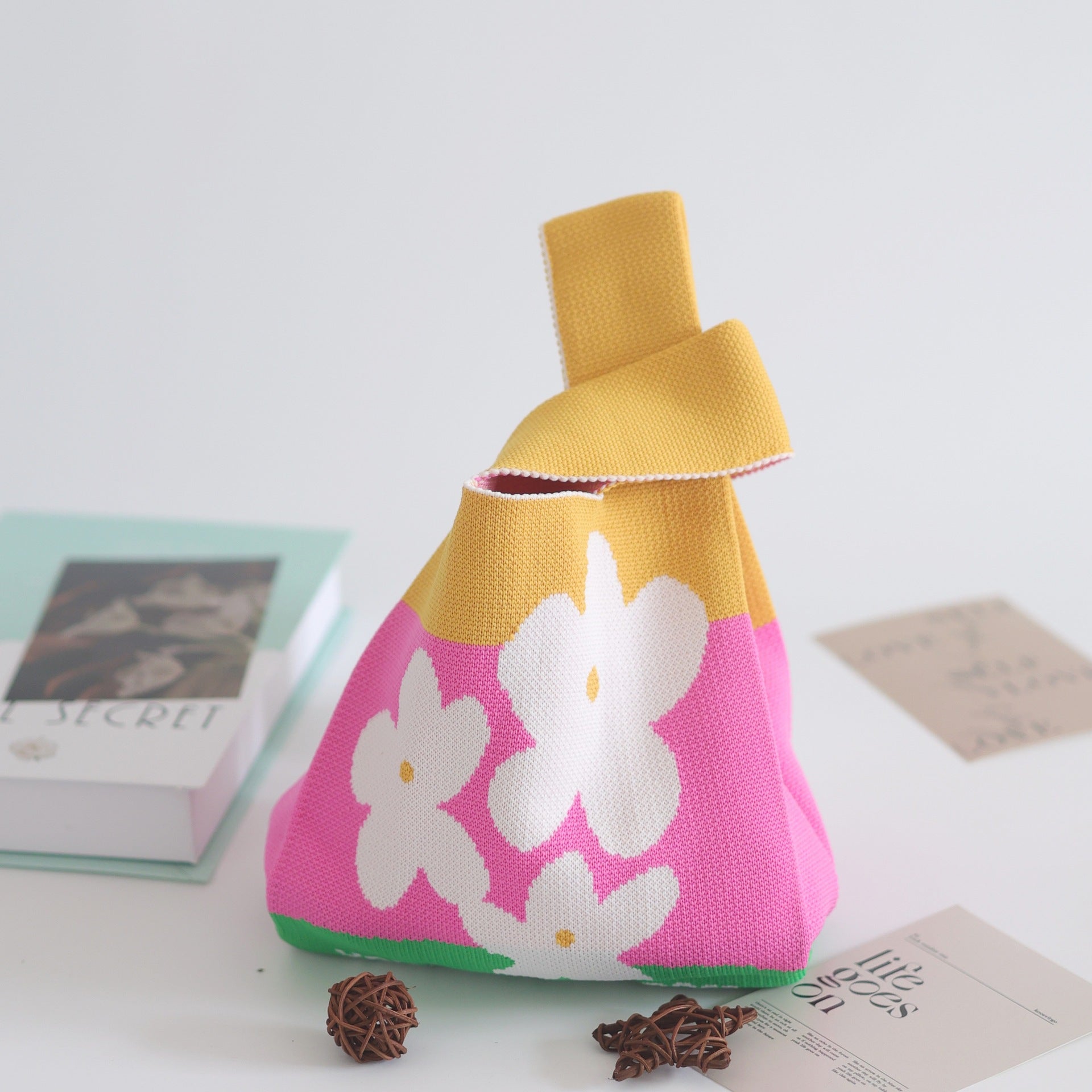 f382ee95-e9ab-4e67-ae3e-89d98593edec