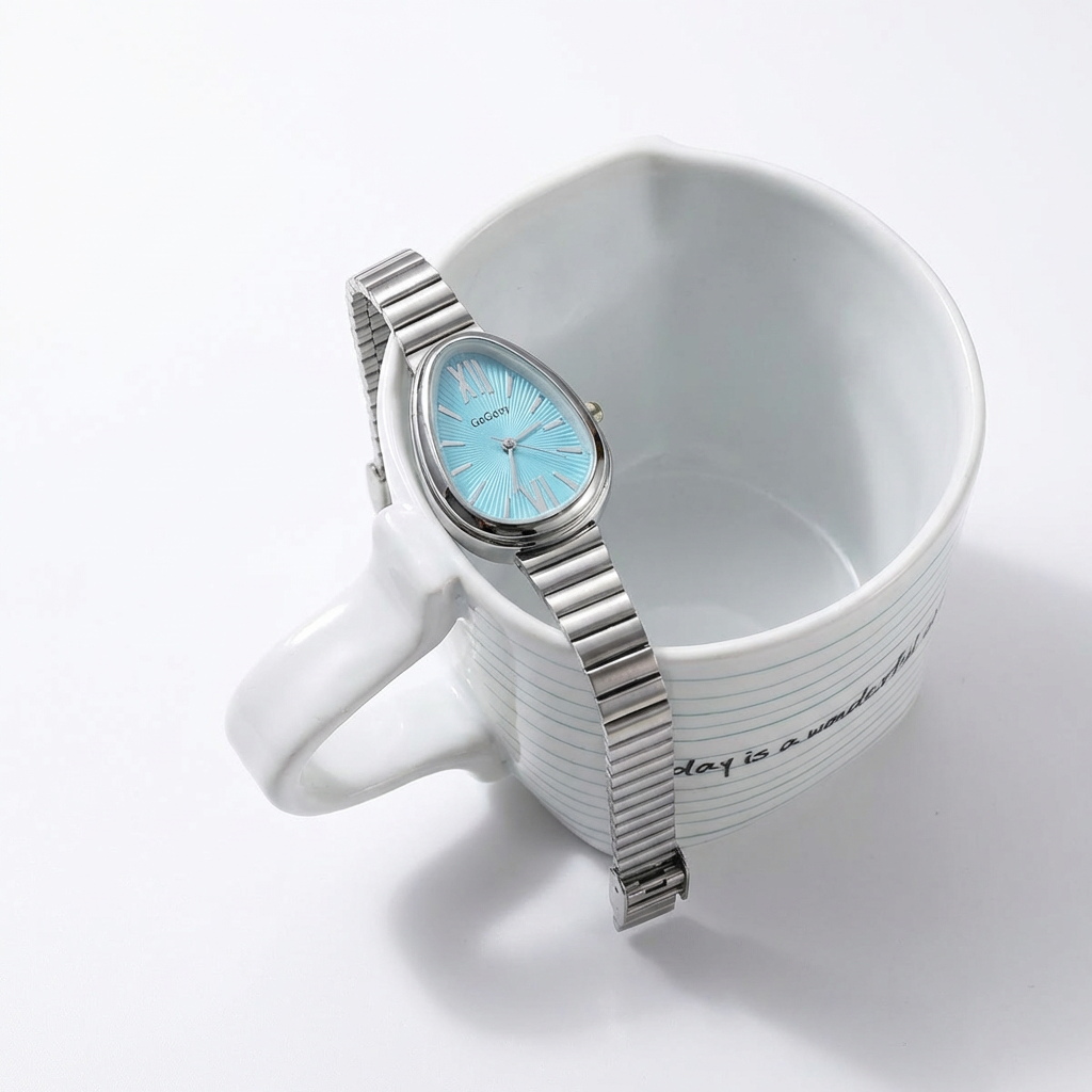 Snake-head watch with a high-end feel, bamboo-pattern strap women's quartz watch